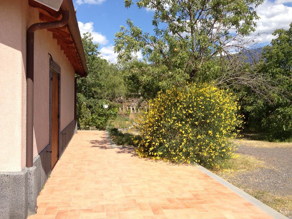 Mount Etna Chalet Maletto ภายนอก รูปภาพ